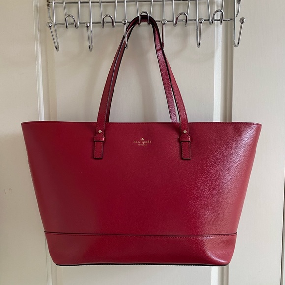 kate spade Handbags - Kate Spade Large Tote Bag